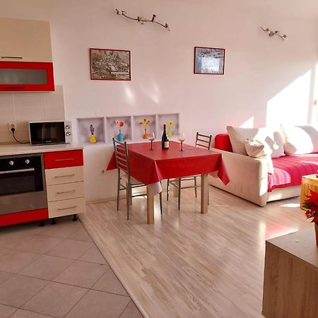 Seaview Apartment Omiš Exterior foto