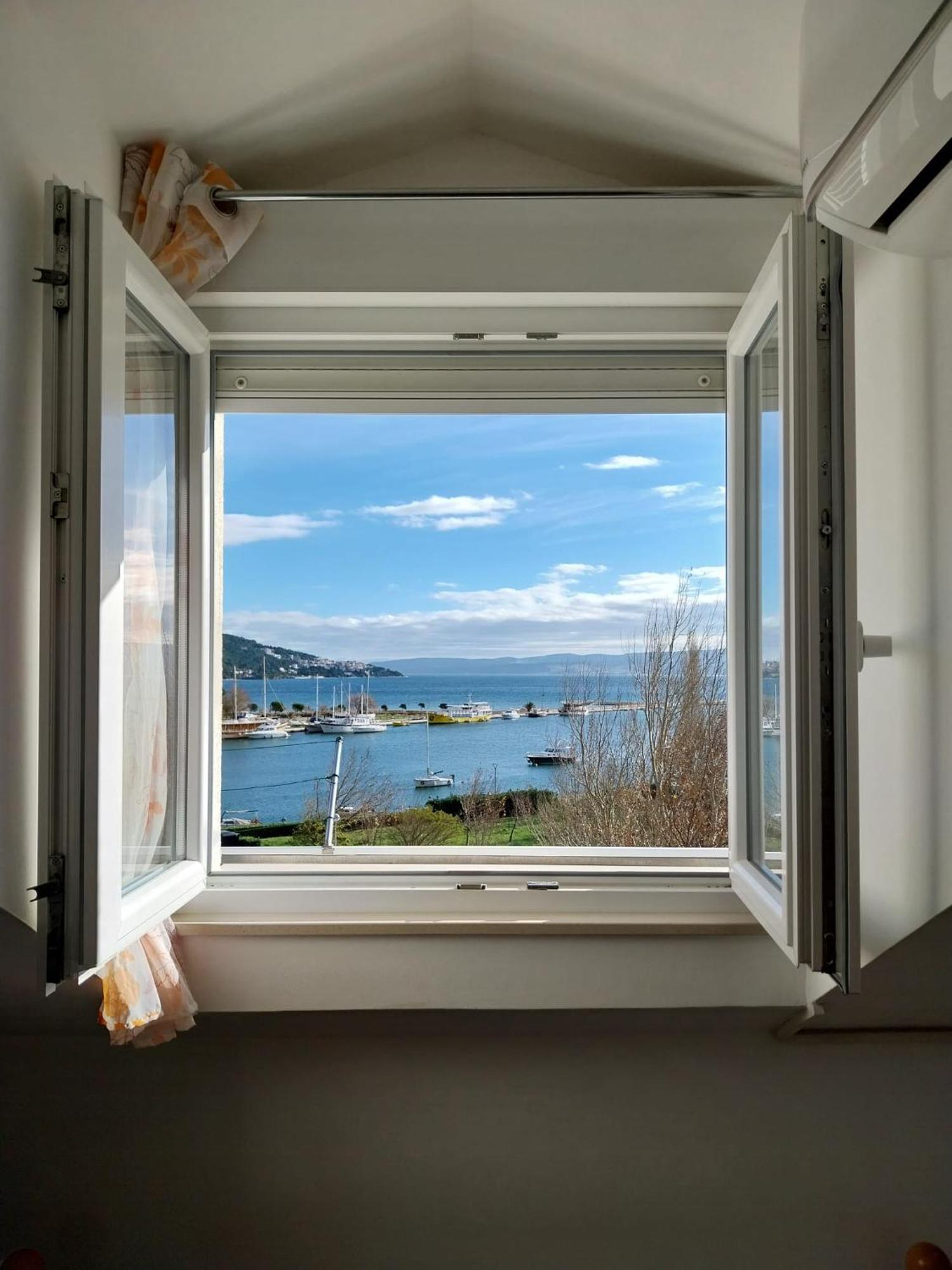 Seaview Apartment Omiš Exterior foto
